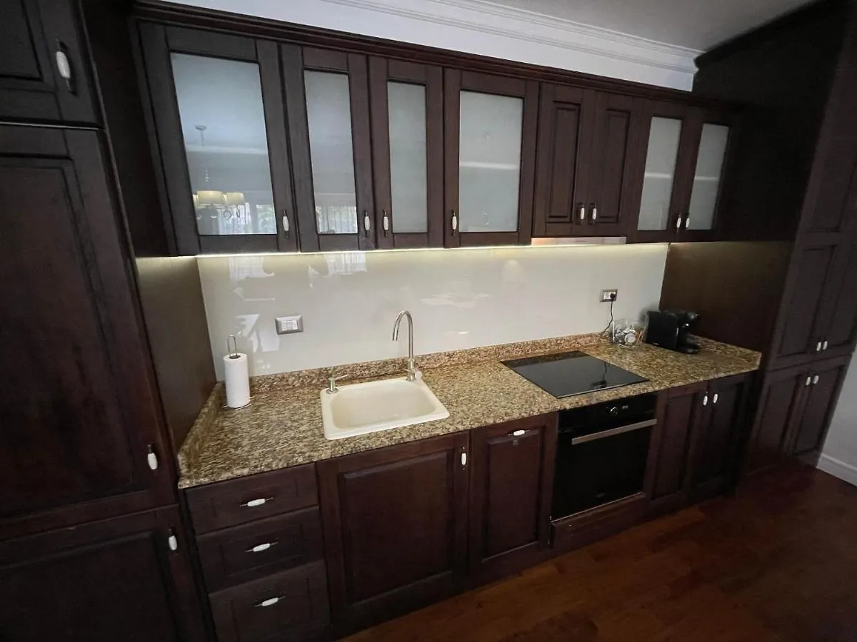Herastrau Apartments 3 Camere Self Check-In Bukarest