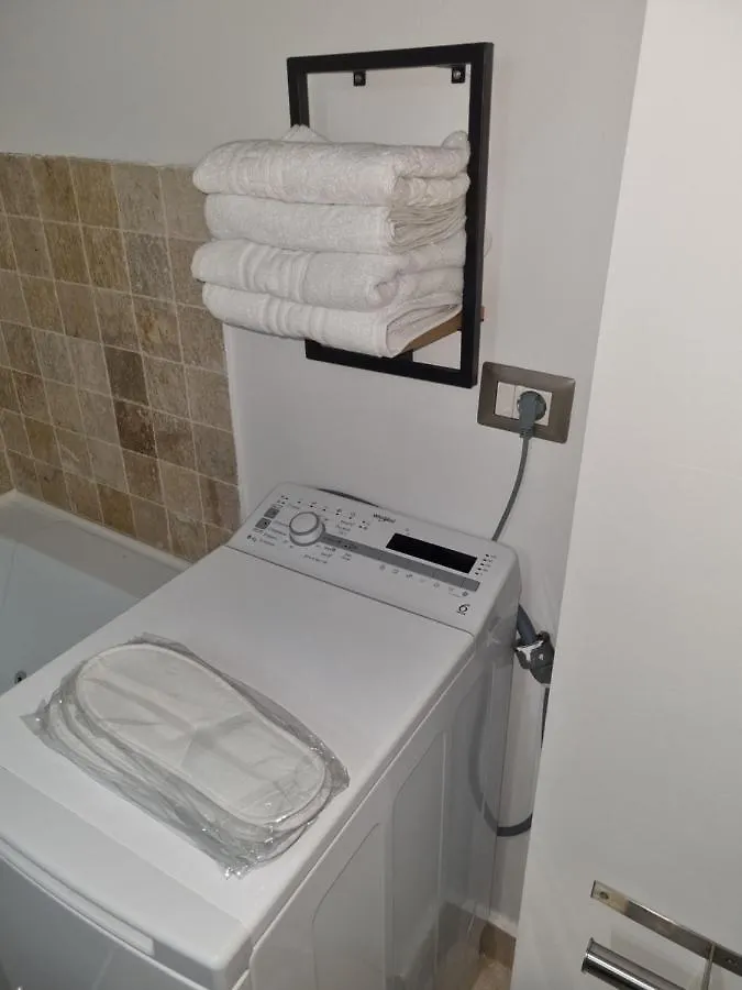 Herastrau Apartments 3 Camere Self Check-In Boekarest 0*,  Roemenië